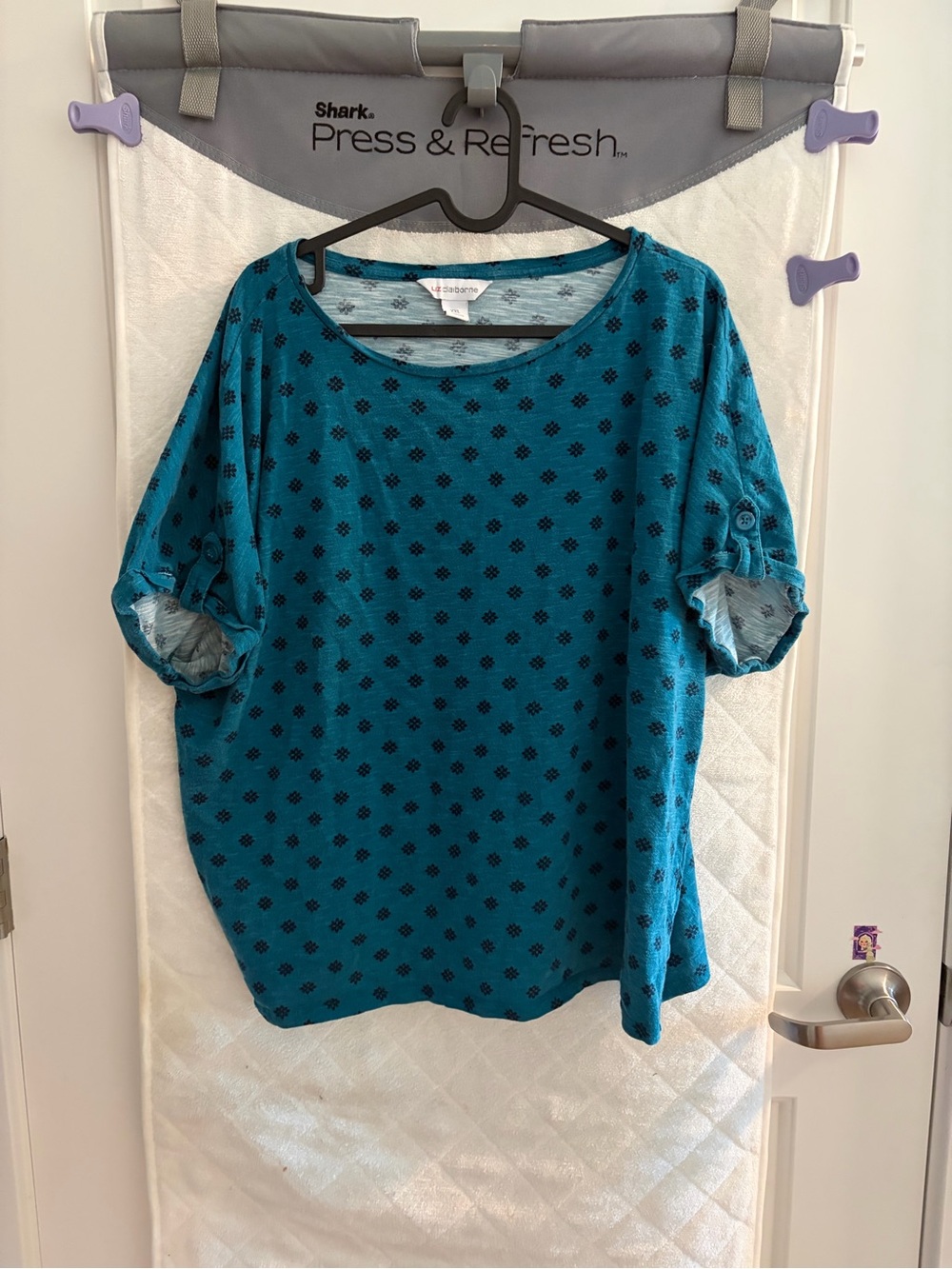 Liz Claiborne Teal Short-Sleeve Knit Top with Black Dot Pattern
